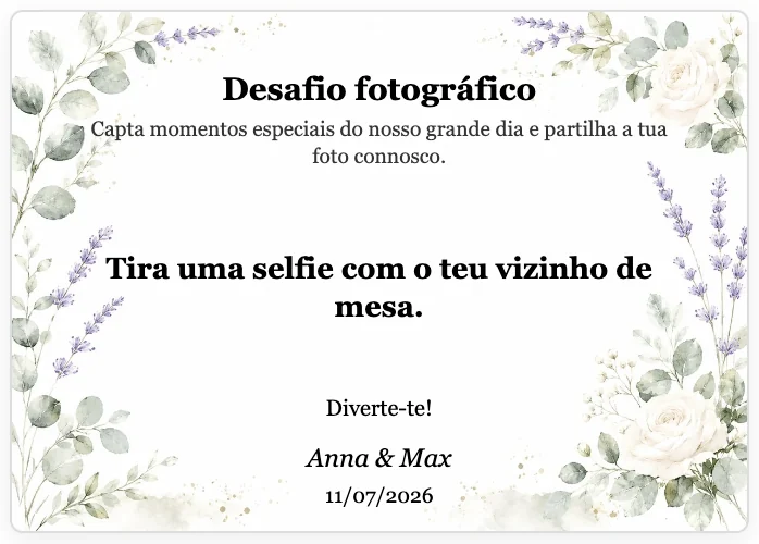 Cartão do desafio fotográfico de casamento com design floral e a tarefa: Tira uma selfie com o teu vizinho de mesa